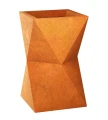 donica-ze-stali-corten-geometryczna-60x60x110cm.webp