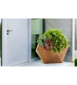 donica-ze-stali-corten-geometryczna-ogrod2.webp
